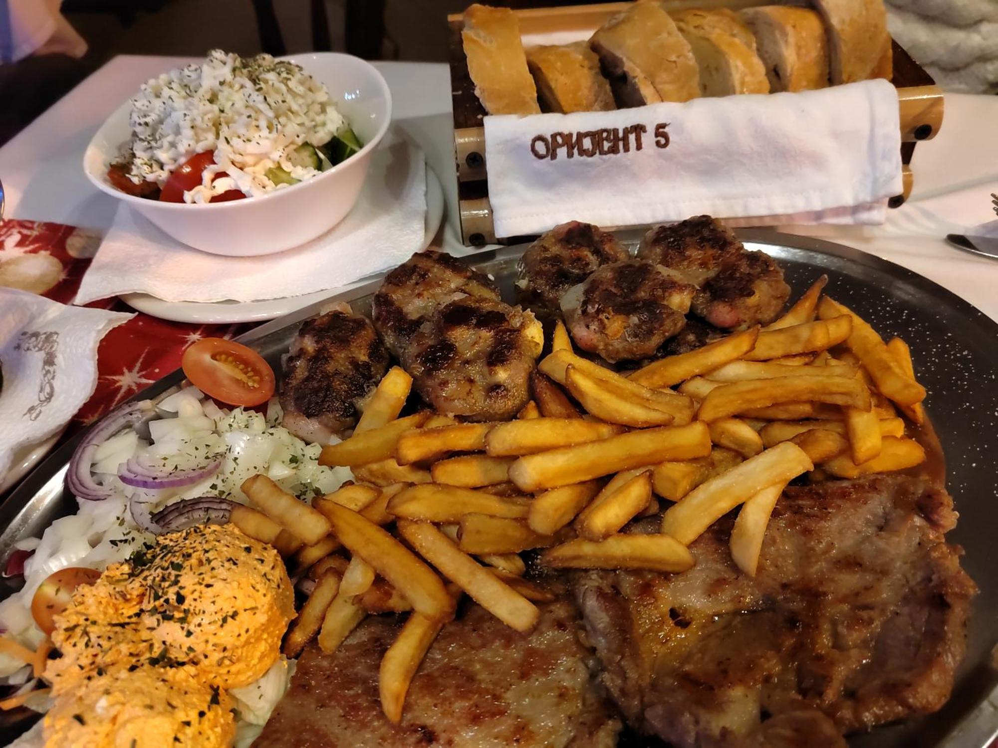 Aparthotel Restoran Orijent 5 Sombor Exterior foto