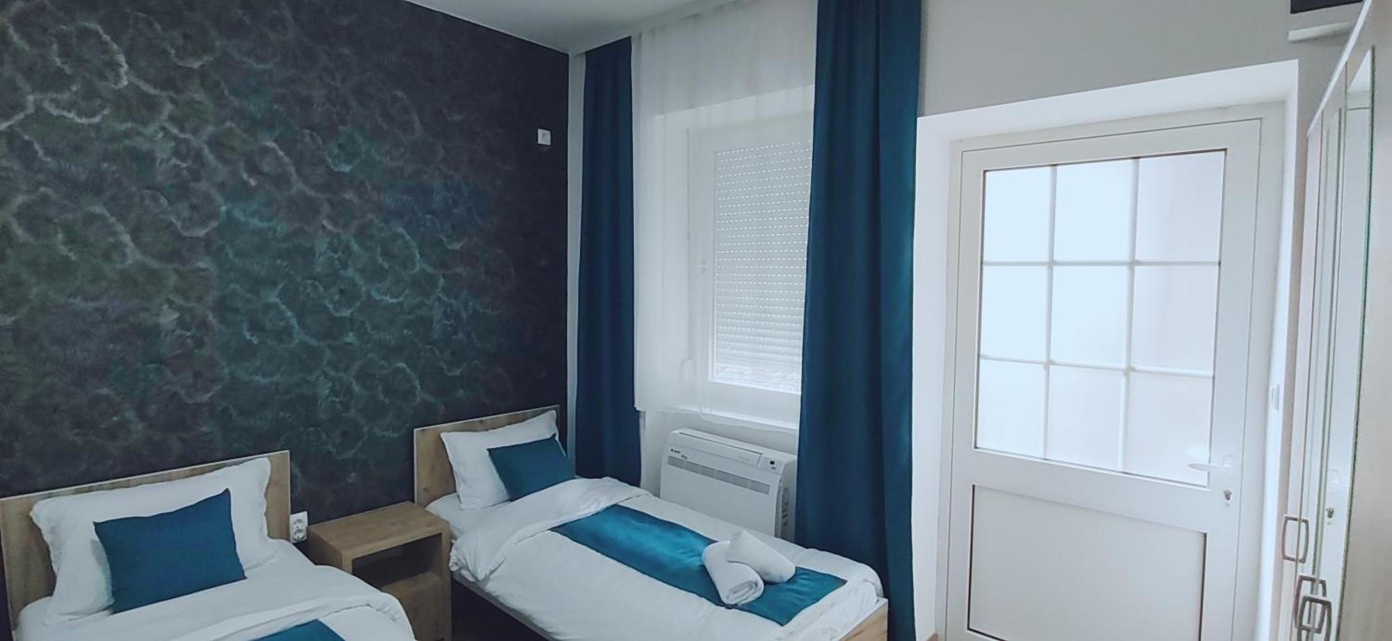 Aparthotel Restoran Orijent 5 Sombor Exterior foto